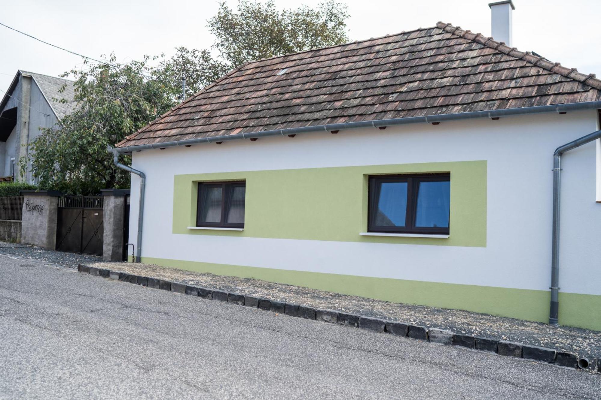 Csipesz_Vendeghaz Appartement Sümeg Buitenkant foto